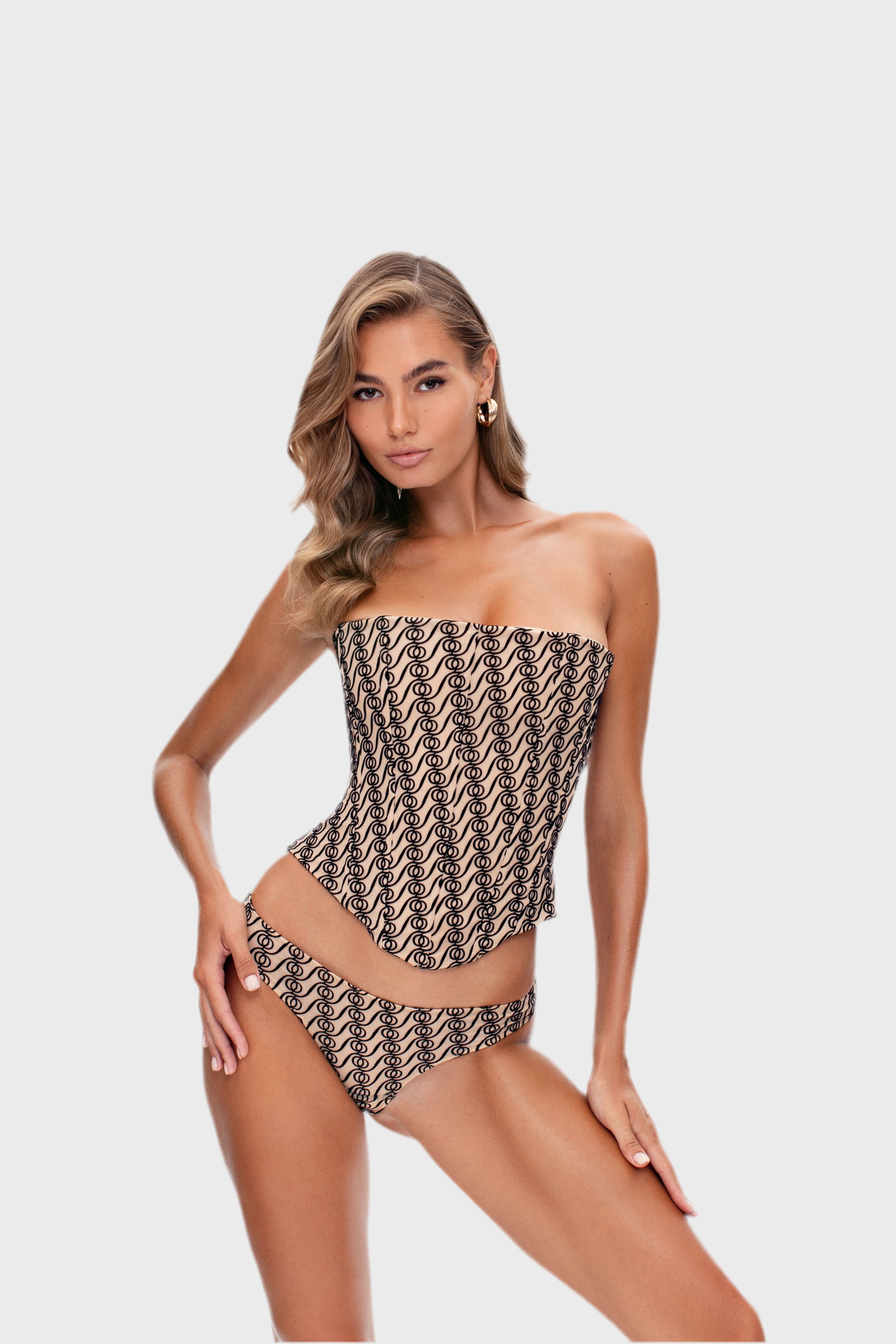 Alizee Brazilian Nude